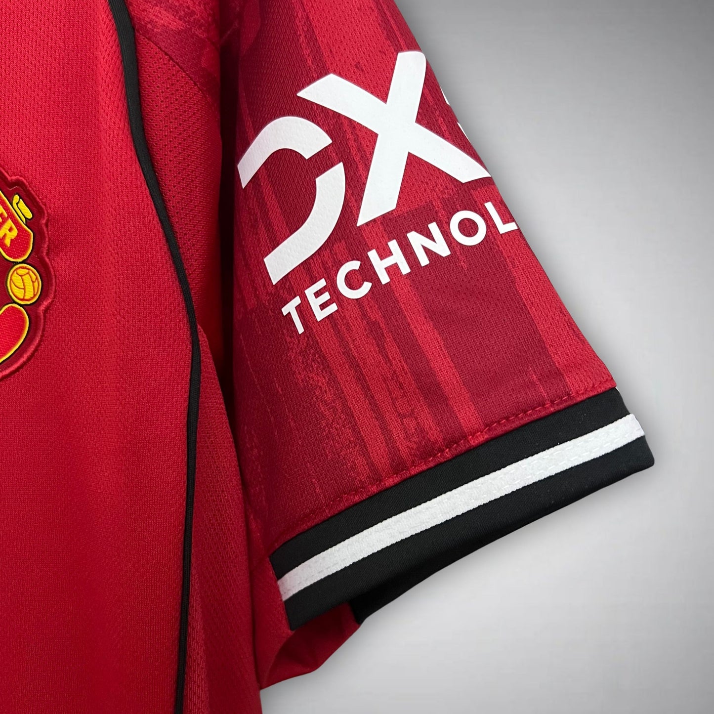 25/26 MANCHESTER UNITED THUISSET