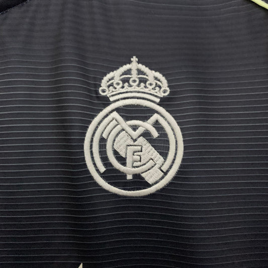 25/26 REAL MADRID UITTENUE
