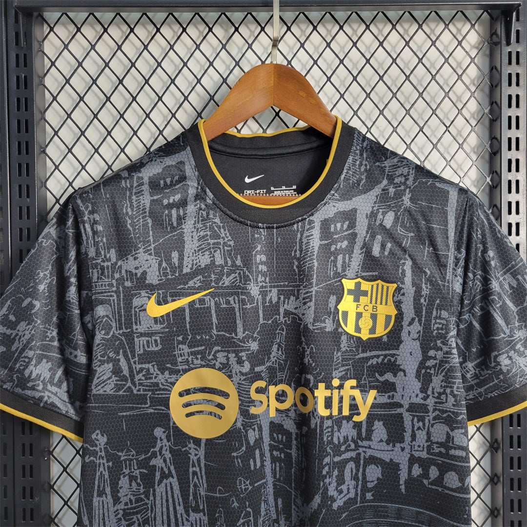 23-24 BARCELONA ZWART-GOUD LIMITED EDITION