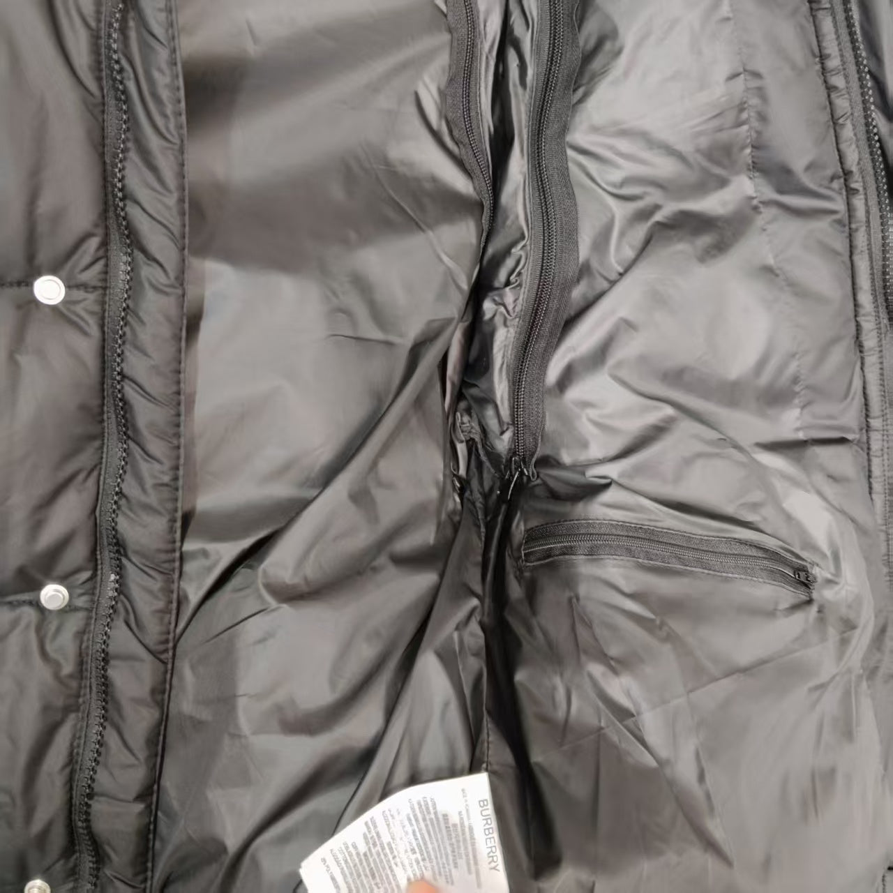 BURBERRY PUFFY JAS