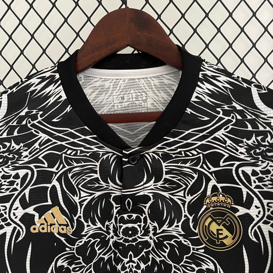 23/24 REAL MADRID GOUDEN SLANG