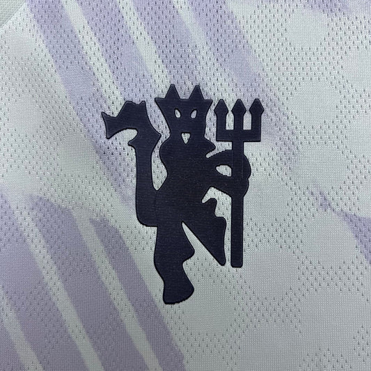 25/26 MANCHESTER UNITED UITTENUE