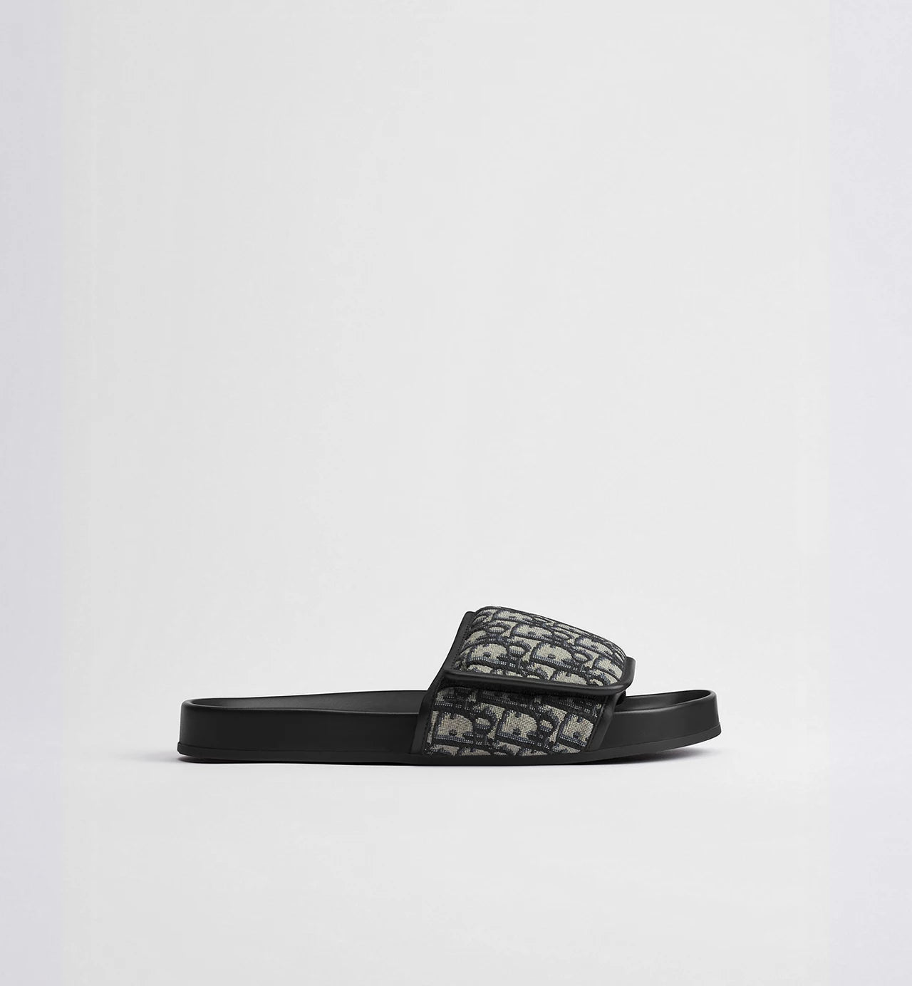 CD SLIPPERS