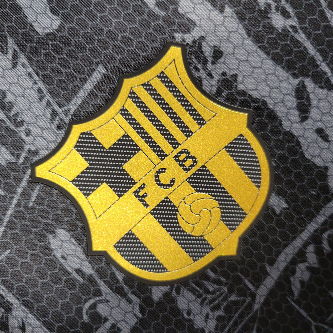 23-24 BARCELONA ZWART-GOUD LIMITED EDITION