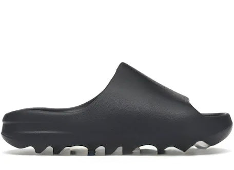 YEEZY SLIDES