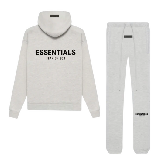 Essentials SS22 Full Set Light Oatmeal - Lichtgrijs