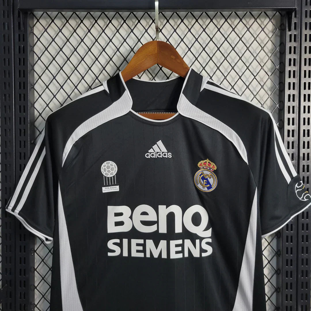 REAL MADRID UITSHIRT 2006/07