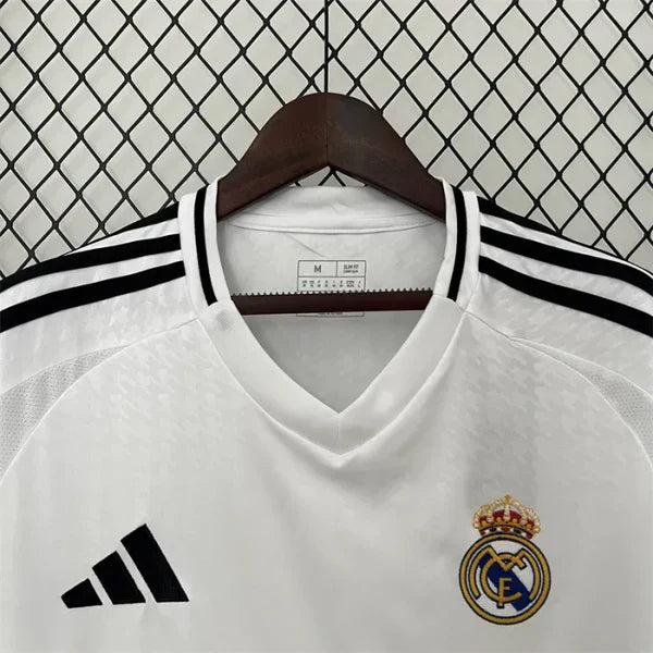 24/25 REAL MADRID HOME KIT I  75% KORTING!