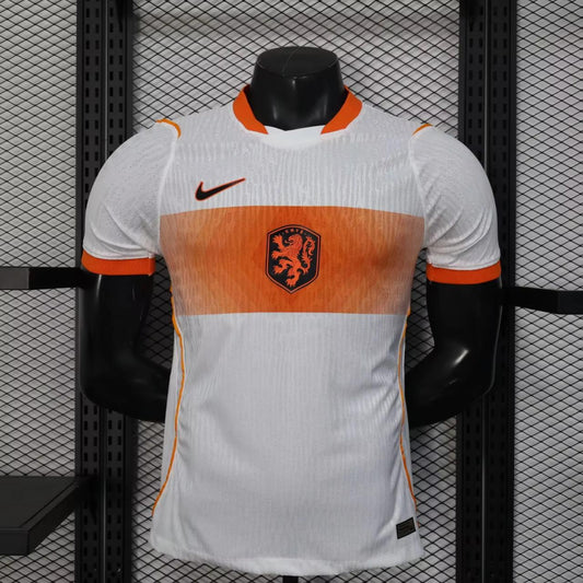 STÜSSY X NETHERLANDS 2026 EXCLUSIVE JERSEY - 65% WK KORTING!