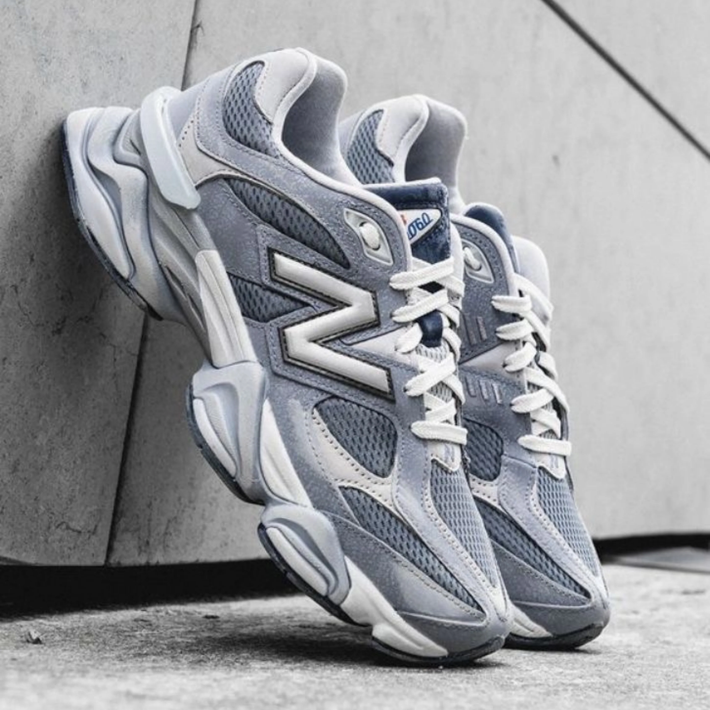 NEW BALANCE 9060
