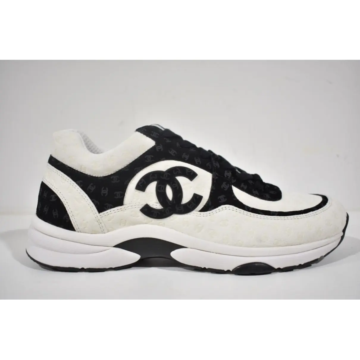 CHANEL SNEAKERS