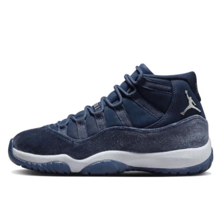 AJ 11