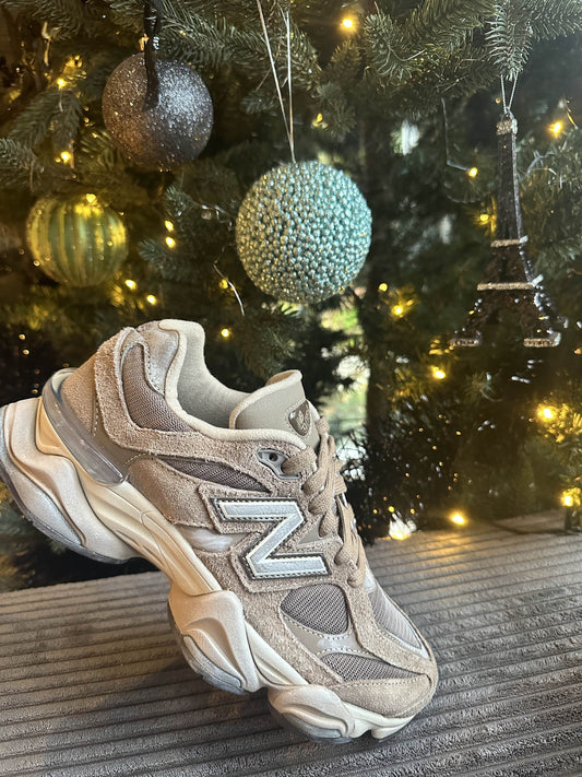 NEW BALANCE 9060