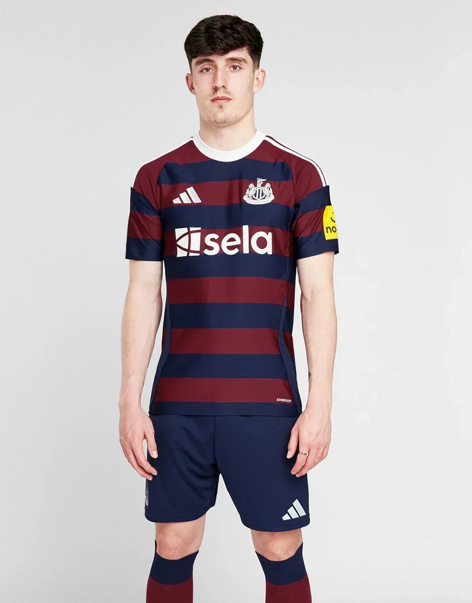 NEWCASTLE UNITED FC 2024/25 UITSHIRT
